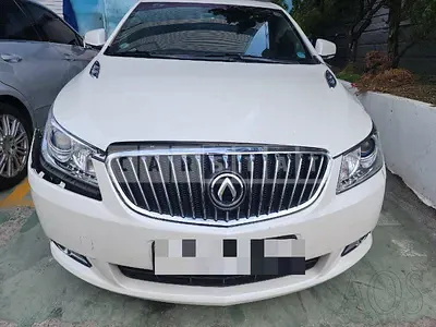 Photo 1 of 15: 2015 BMW Alpheon EL240 — Korean insurance auction