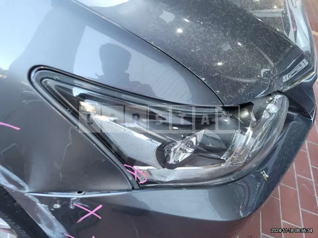 Photo 2 of 19: 2015 Lexus CT200h — Korean insurance auction