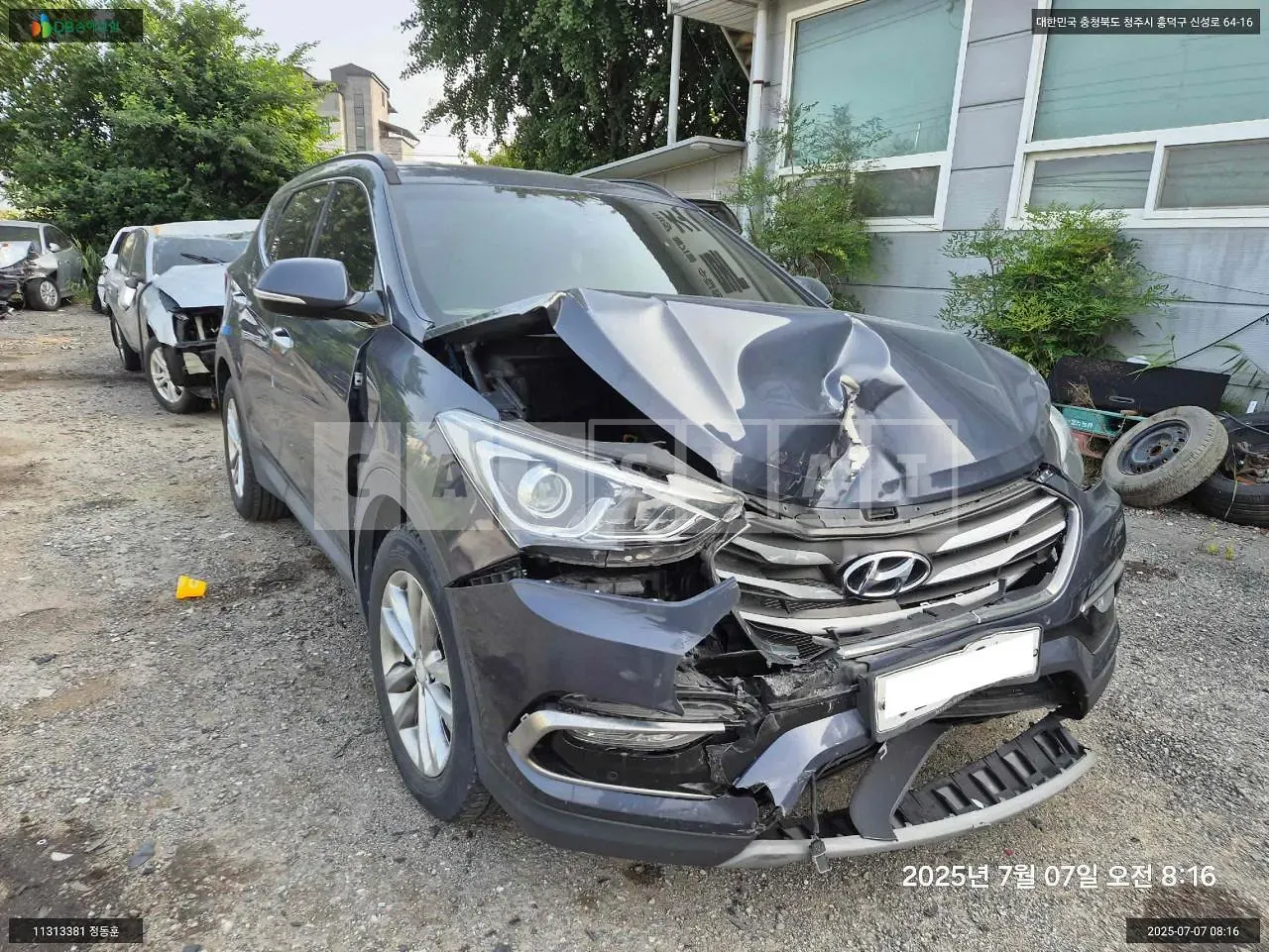 Photo 2 of 13: 2018 Hyundai Santa Fe, VIN KMHSW81UBJU860332 — Korean insurance auction
