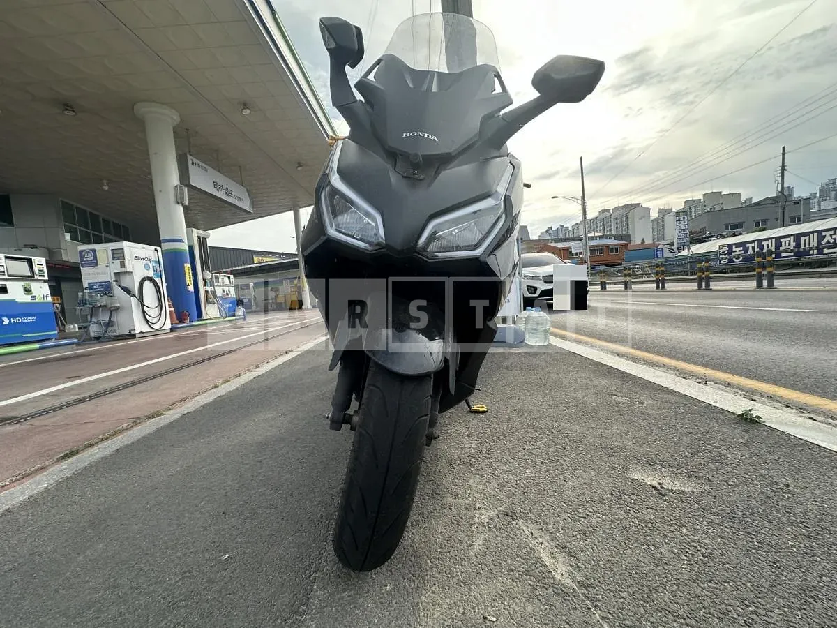 Photo 2 of 14: 2026 Honda (Two-Wheel) Forza 350 — Korean insurance auction