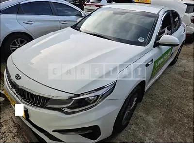 Photo 1 of 13: 2020 Kia K5 — Korean insurance auction