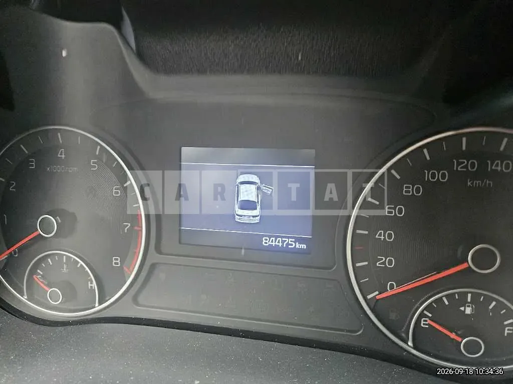 Photo 2 of 15: 2019 Kia K5 — Korean insurance auction