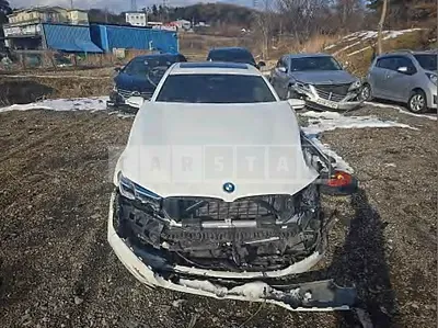 Photo 1 of 23: 2023 BMW 530e — Korean insurance auction