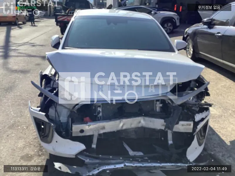 Photo 2 of 17: 2020 Hyundai Ionick Ionic Hybrid, VIN KMHC051CGLU223912 — Korean insurance auction