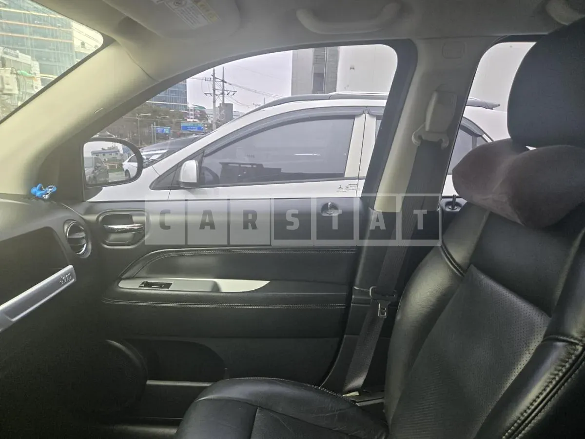 Photo 2 of 13: 2016 Jeep Zip Compass, VIN 1C4NJDCB0HD140268 — Korean insurance auction