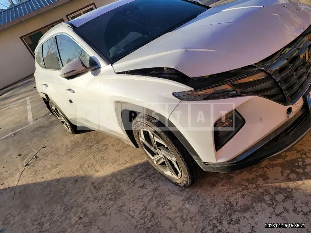 Photo 2 of 9: 2022 Hyundai Tucson, VIN KMHJE81BGNU086893 — Korean insurance auction