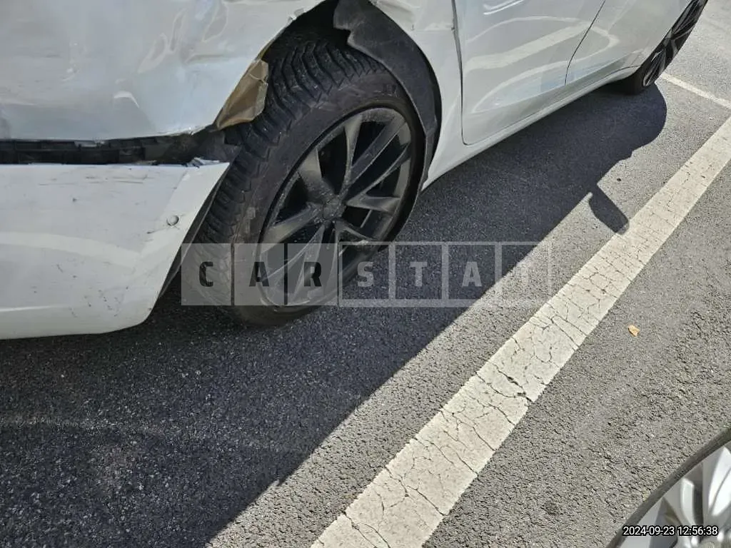 Photo 2 of 10: 2021 Tesla Model 3 Long Range — Korean insurance auction