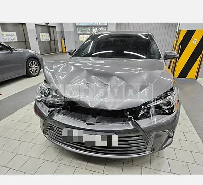 Photo 1 of 25: 2017 Toyota Camry Hybrid — Korean insurance auction
