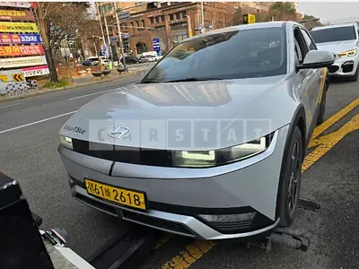 Photo 1 of 3: 2022 Hyundai IONIQ 5 — Korean insurance auction