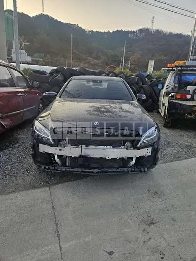 Photo 1 of 15: 2020 Mercedes-Benz C200 — Korean insurance auction