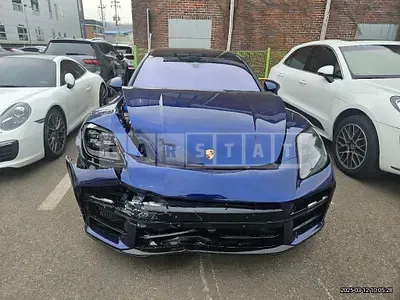 Photo 1 of 94: 2025 Porsche Panamera GTS — Korean insurance auction