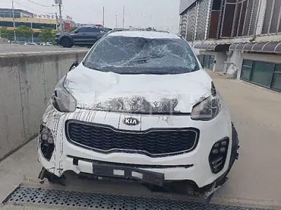 Photo 1 of 33: 2018 Kia Sportage — Korean insurance auction