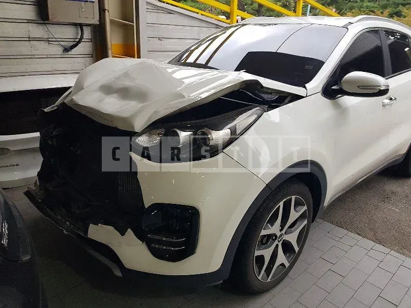 Photo 2 of 11: 2017 Kia Sportage — Korean insurance auction