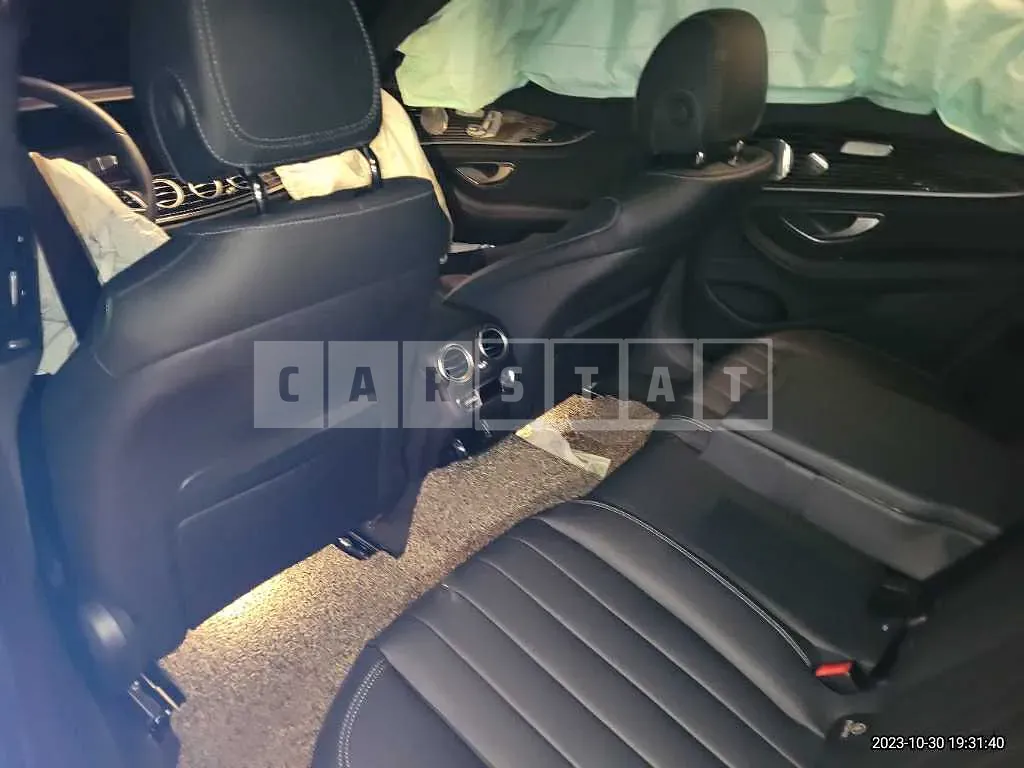 Photo 2 of 50: 2022 Mercedes-Benz E450 4Matic, VIN W1KZF5KB7NB035489 — Korean insurance auction