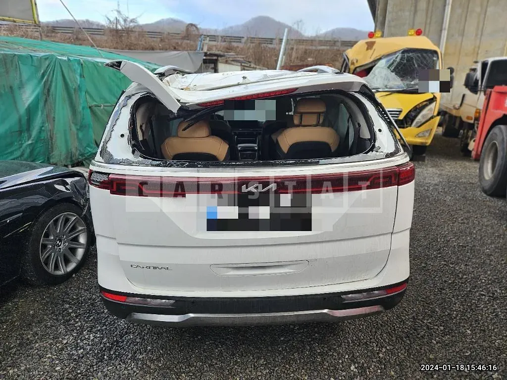 Photo 2 of 46: 2022 Kia Carnival 3.5 (Gasoline), VIN KNANE813BPS210345 — Korean insurance auction