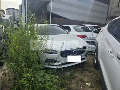 Photo 1 of 27: 2019 Volvo S90D5 — Korean insurance auction