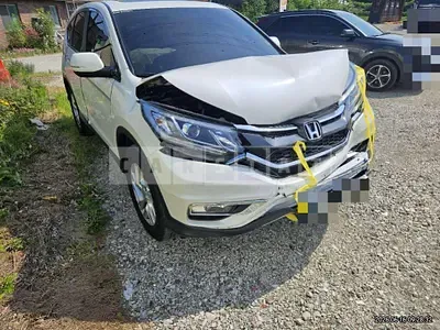 Photo 1 of 9: 2015 Honda CR-V 4WD — Korean insurance auction