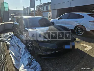 Photo 1 of 56: 2023 Porsche Taycan (5-Seater) — Korean insurance auction