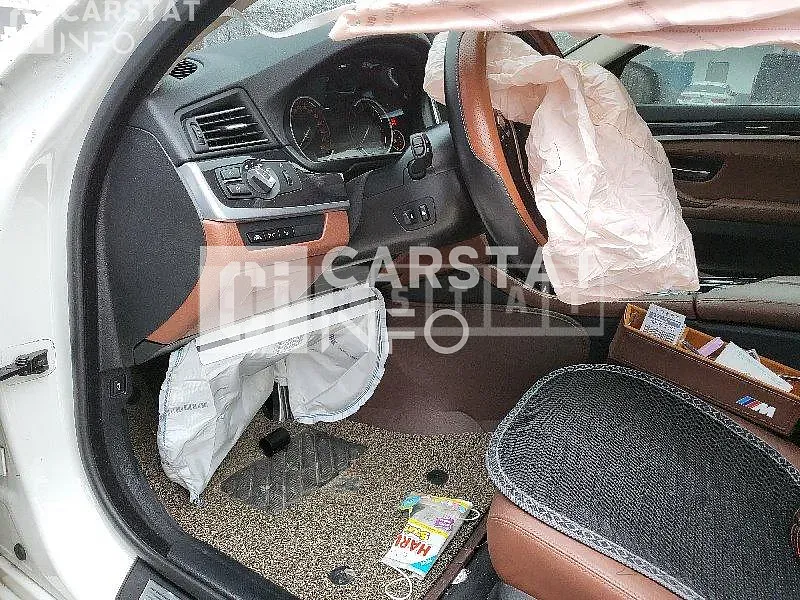 Photo 2 of 7: 2016 BMW 520d xDrive, VIN WBA5E7108GG567201 — Korean insurance auction