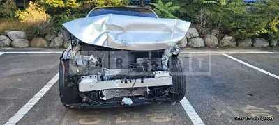 Photo 1 of 21: 2022 Hyundai Modern Ionic 5, VIN KMHKR81AFNU002999 — Korean insurance auction