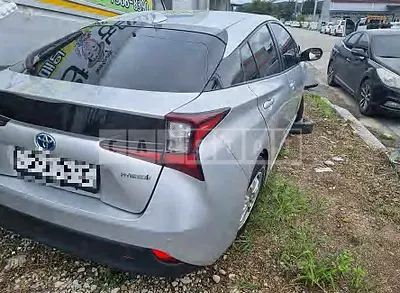 Photo 1 of 13: 2019 Toyota Prius, VIN JTDKARFU2K3084991 — Korean insurance auction