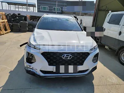 Photo 1 of 15: 2019 Hyundai Santa Fe, VIN KMHS281BBKU158997 — Korean insurance auction