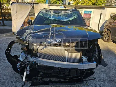 Photo 1 of 32: 2024 Hyundai Santa Fe Hybrid, VIN KMHP3811BSU076923 — Korean insurance auction