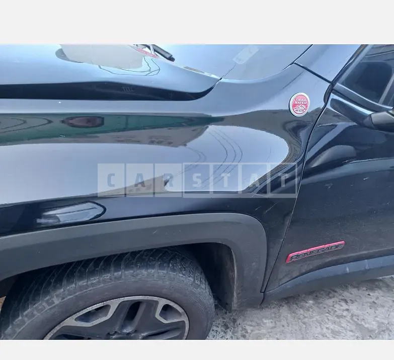 Photo 2 of 22: 2018 Jeep Zip Renegade — Korean insurance auction