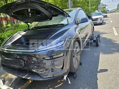Photo 1 of 17: 2026 Tesla Model Y Premium RWD, VIN LRWYGCFJ8TC543158 — Korean insurance auction