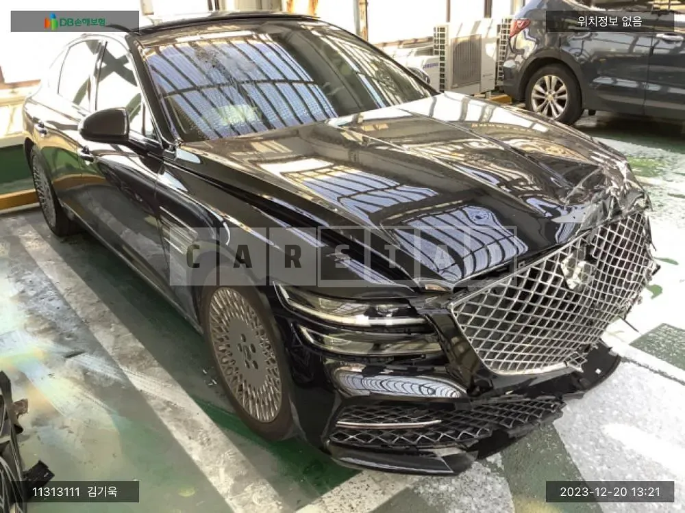 Photo 2 of 15: 2022 Genesis G80, VIN KMTGB41CDNU131679 — Korean insurance auction