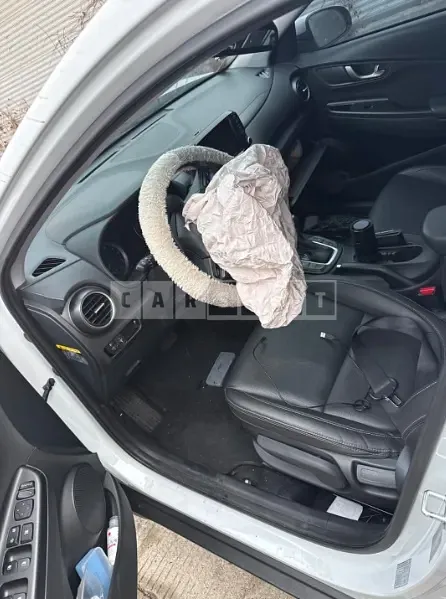 Photo 2 of 3: 2019 Hyundai Kona — Korean insurance auction