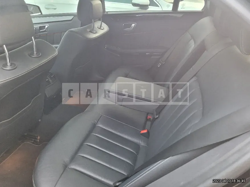 Photo 2 of 12: 2016 Mercedes-Benz E220 BlueTec, VIN WDDHF0AB6GB294896 — Korean insurance auction