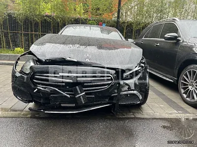 Photo 1 of 18: 2023 Mercedes-Benz E350 4Matic — Korean insurance auction