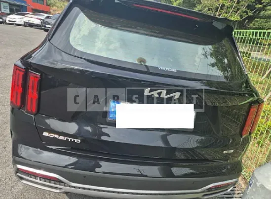 Photo 2 of 24: 2023 Kia Sorento — Korean insurance auction