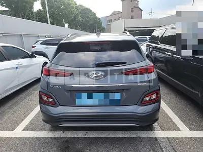 Photo 1 of 9: 2018 Hyundai Kona Electric, VIN KMHK281GFKU015649 — Korean insurance auction