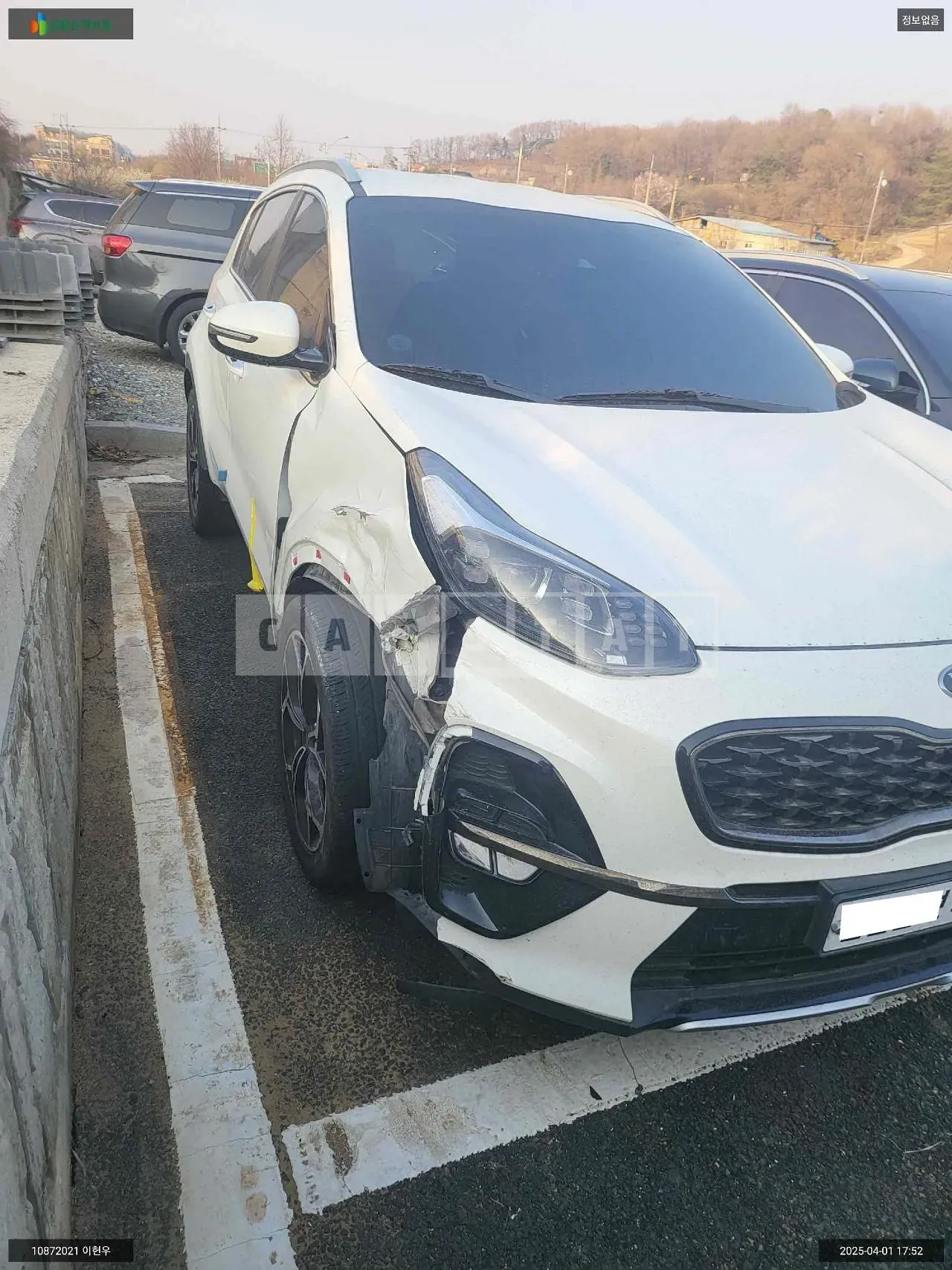 Photo 2 of 38: 2019 Kia Sportage, VIN KNAPR813BKK740735 — Korean insurance auction