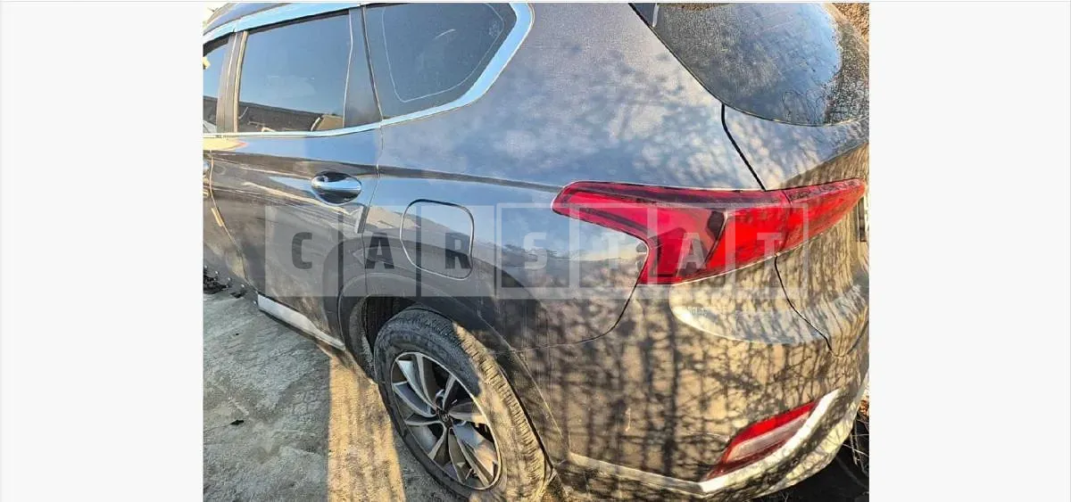 Photo 2 of 9: 2020 Hyundai Santa Fe TM — Korean insurance auction