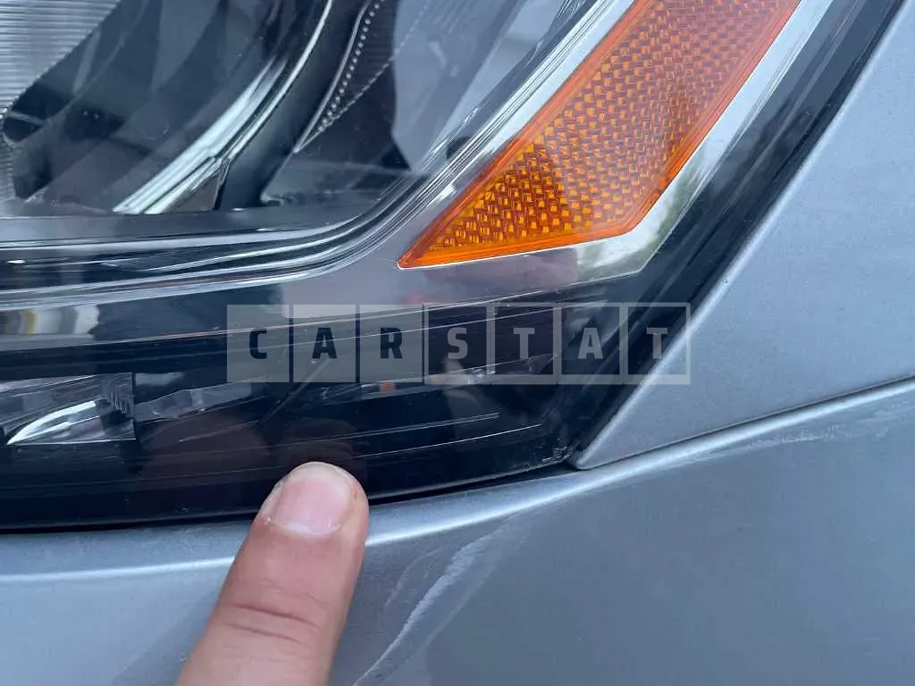 Photo 3 of 3: 2018 Volkswagen (parts) Passat 2.0 TSI Headlamp — Korean insurance auction
