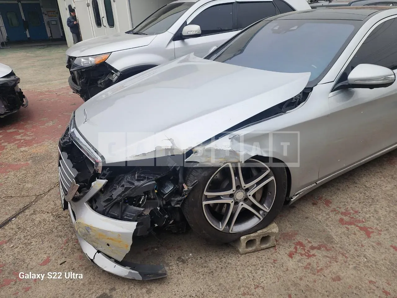 Photo 2 of 17: 2015 Mercedes-Benz S400L, VIN WDDUG6FB5FA169982 — Korean insurance auction