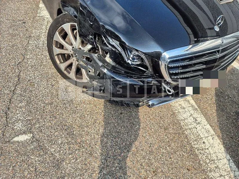 Photo 2 of 32: 2020 Mercedes-Benz E 300 4Matic — Korean insurance auction