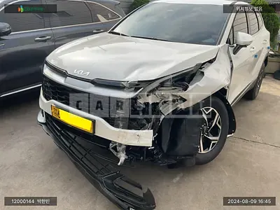Photo 1 of 15: 2024 Kia Sportage, VIN KNAPU81JBRK332819 — Korean insurance auction