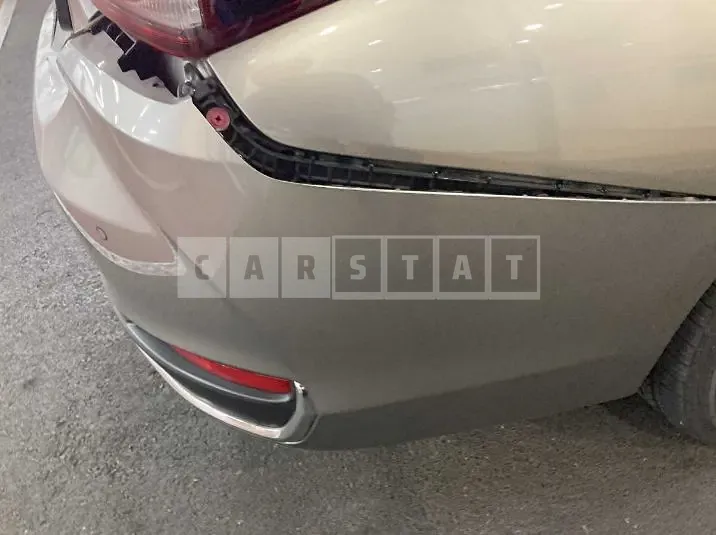 Photo 2 of 15: 2020 Lexus ES300h — Korean insurance auction