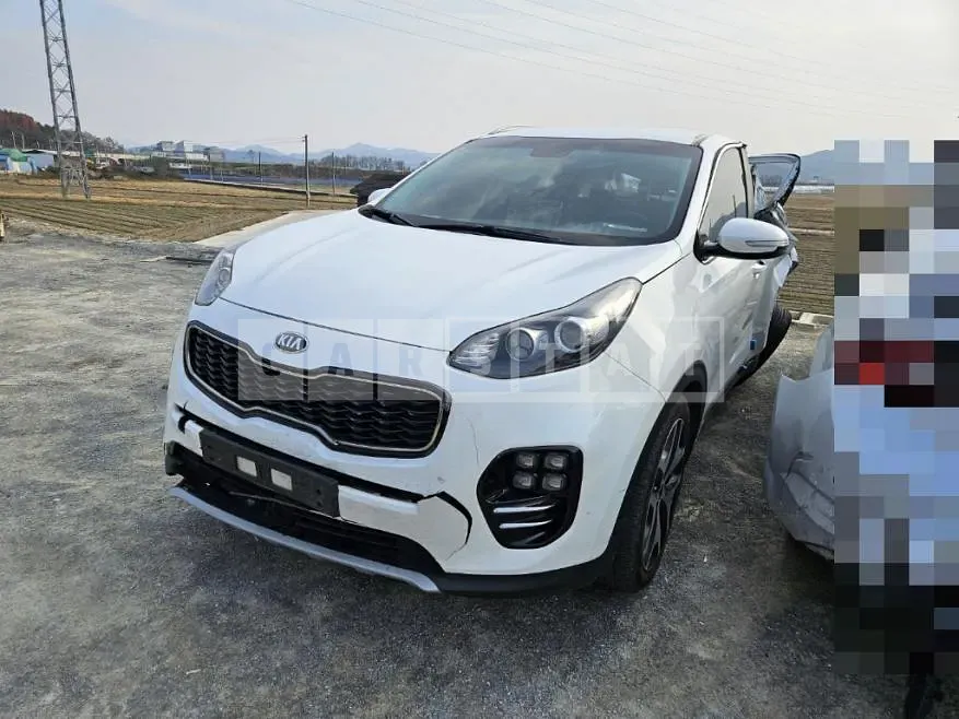 Photo 2 of 11: 2018 Kia Sportage — Korean insurance auction