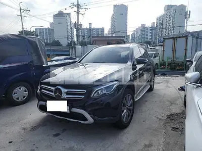 Photo 1 of 29: 2019 Mercedes-Benz GLC350 e 4Matic, VIN WDC0G5EB3KF484162 — Korean insurance auction
