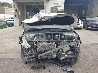 Photo 1 of 27: 2021 Kia Carnival, VIN KNANE81BBMS025839 — Korean insurance auction