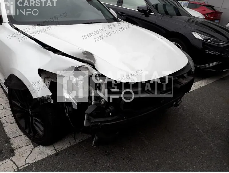 Photo 2 of 29: 2017 Kia Stinger, VIN KNAE251ABJS005388 — Korean insurance auction