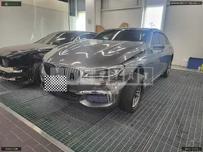 Photo 1 of 12: 2017 BMW 730Ld xDrive, VIN WBA7G610XHG680131 — Korean insurance auction