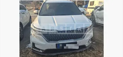 Photo 1 of 33: 2023 Kia Carnivals — Korean insurance auction