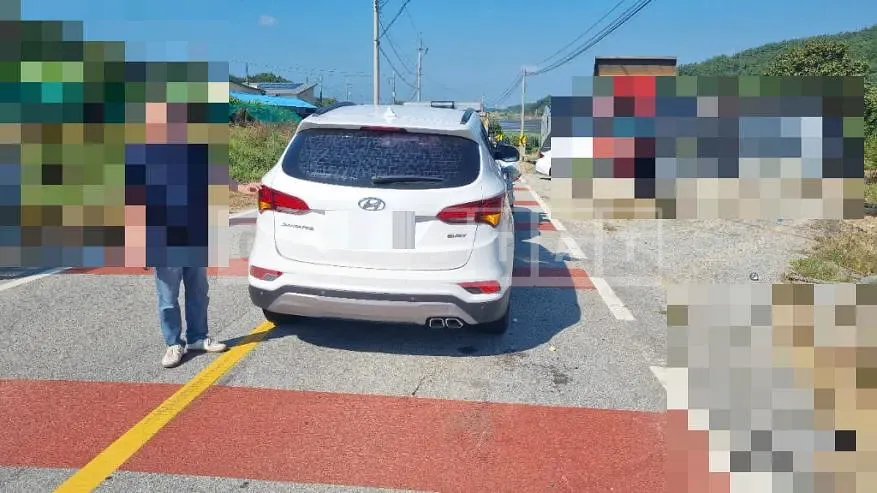 Photo 2 of 6: 2015 Hyundai Santa Fe DM 2.0 — Korean insurance auction