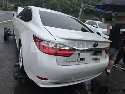 Photo 1 of 8: 2015 Lexus ES300h — Korean insurance auction